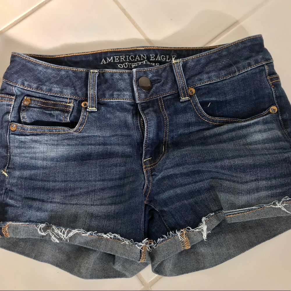 NWOT American Eagle shorts